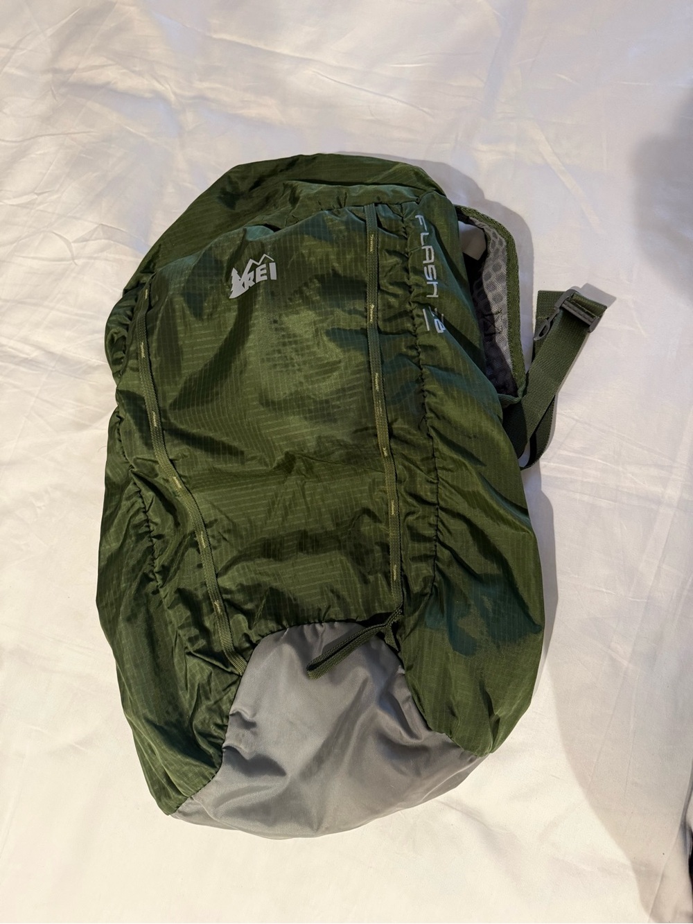 REI Flash 18 Olive Green Daypack with Gray Base